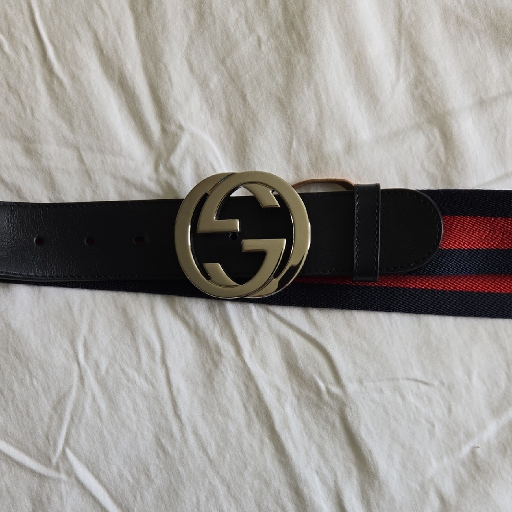 Gucci Black Leather Belt with Red & Navy Web and Gold Double G Buckle